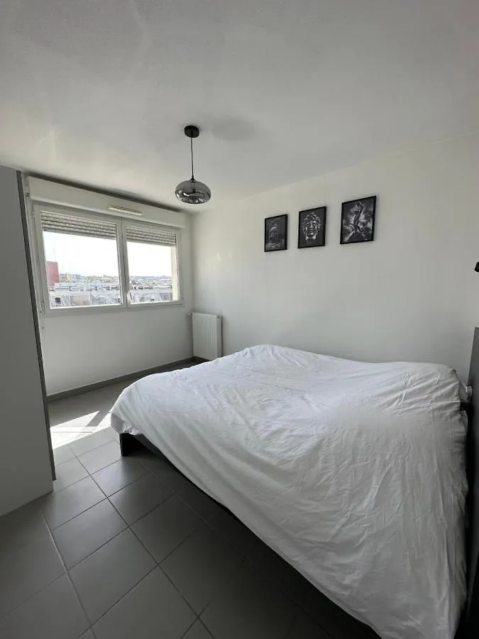 Appartement 3 Pieces + Terrasse Marseille