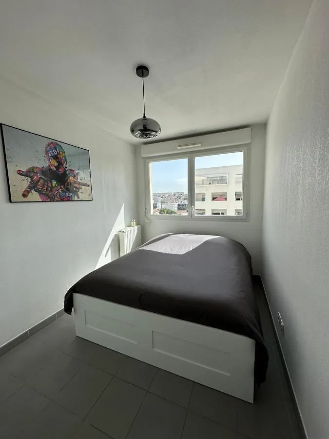 Apartment Appartement 3 Pieces + Terrasse Marseille